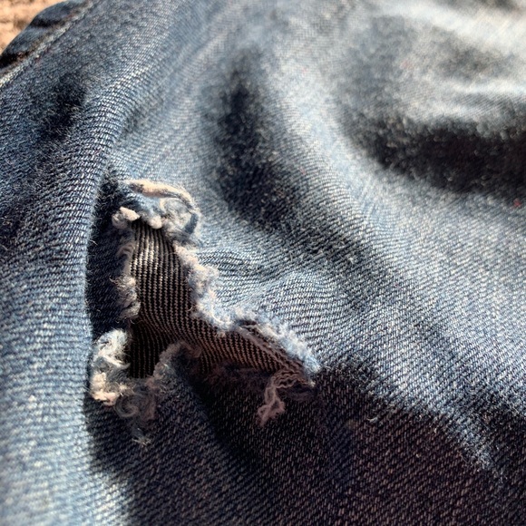 Hollister size 3short ripped skinny jeans. W26 L29 - Picture 4 of 12